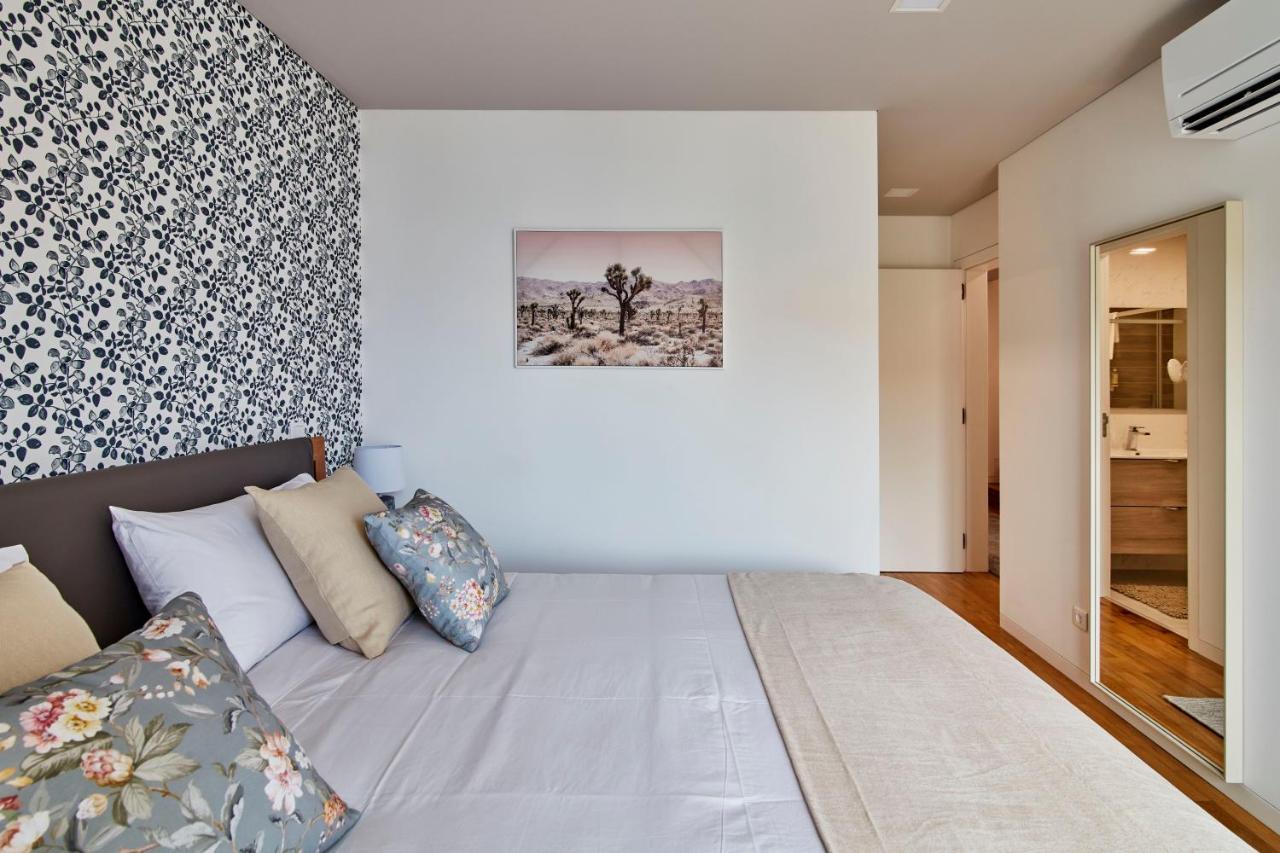 Vila Faia'S Place Villa ปอนตาเดลกาดา ภายนอก รูปภาพ
